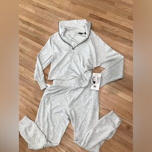 NWT 2 Piece Jogger Set